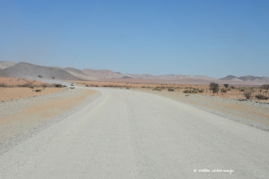 In Richtung Namib Wüste und Swakopmund
